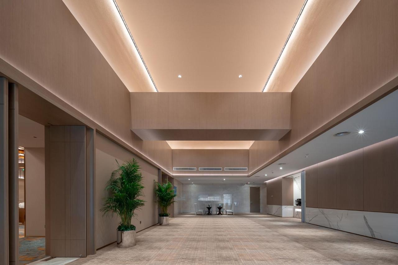 Holiday Inn Beijing Focus Square By Ihg Pequim Exterior foto