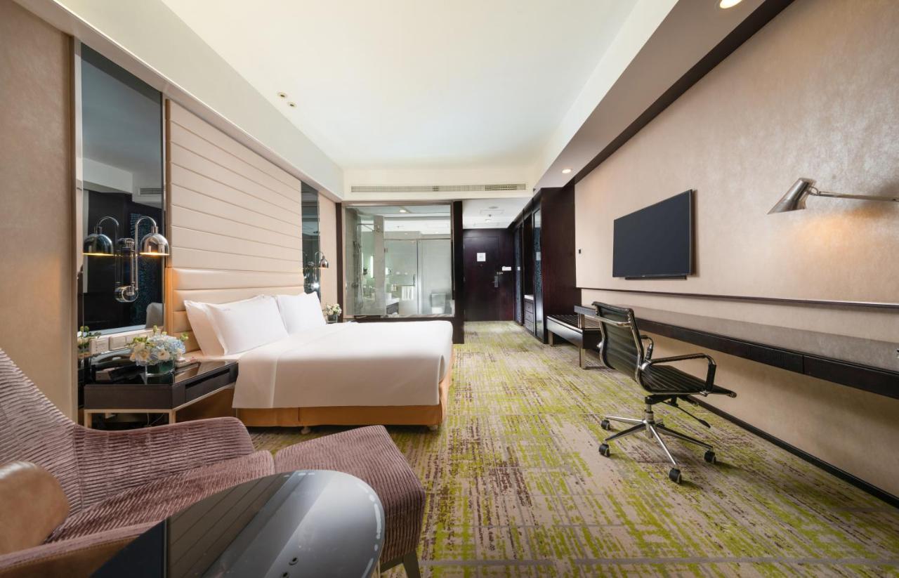 Holiday Inn Beijing Focus Square By Ihg Pequim Exterior foto