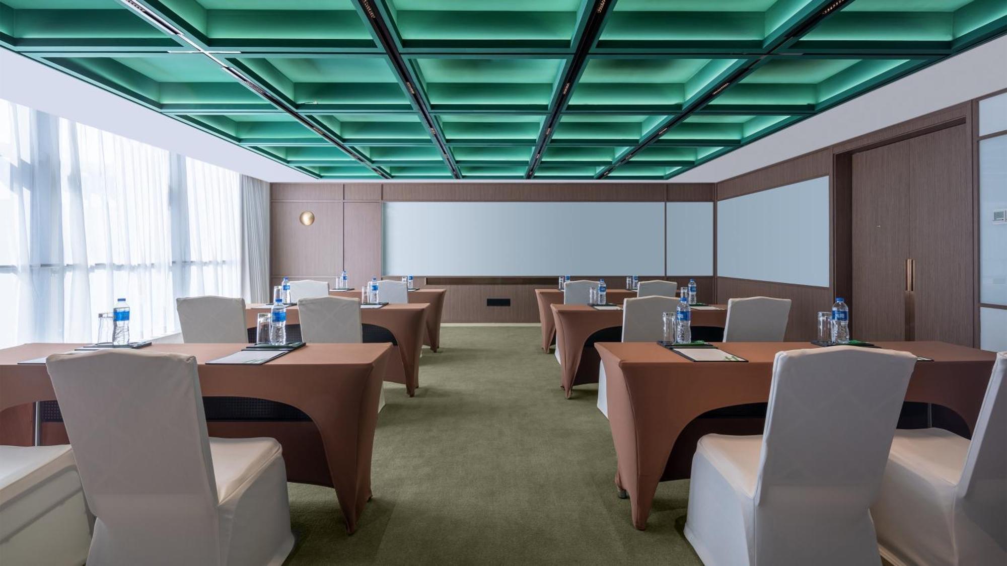 Holiday Inn Beijing Focus Square By Ihg Pequim Exterior foto