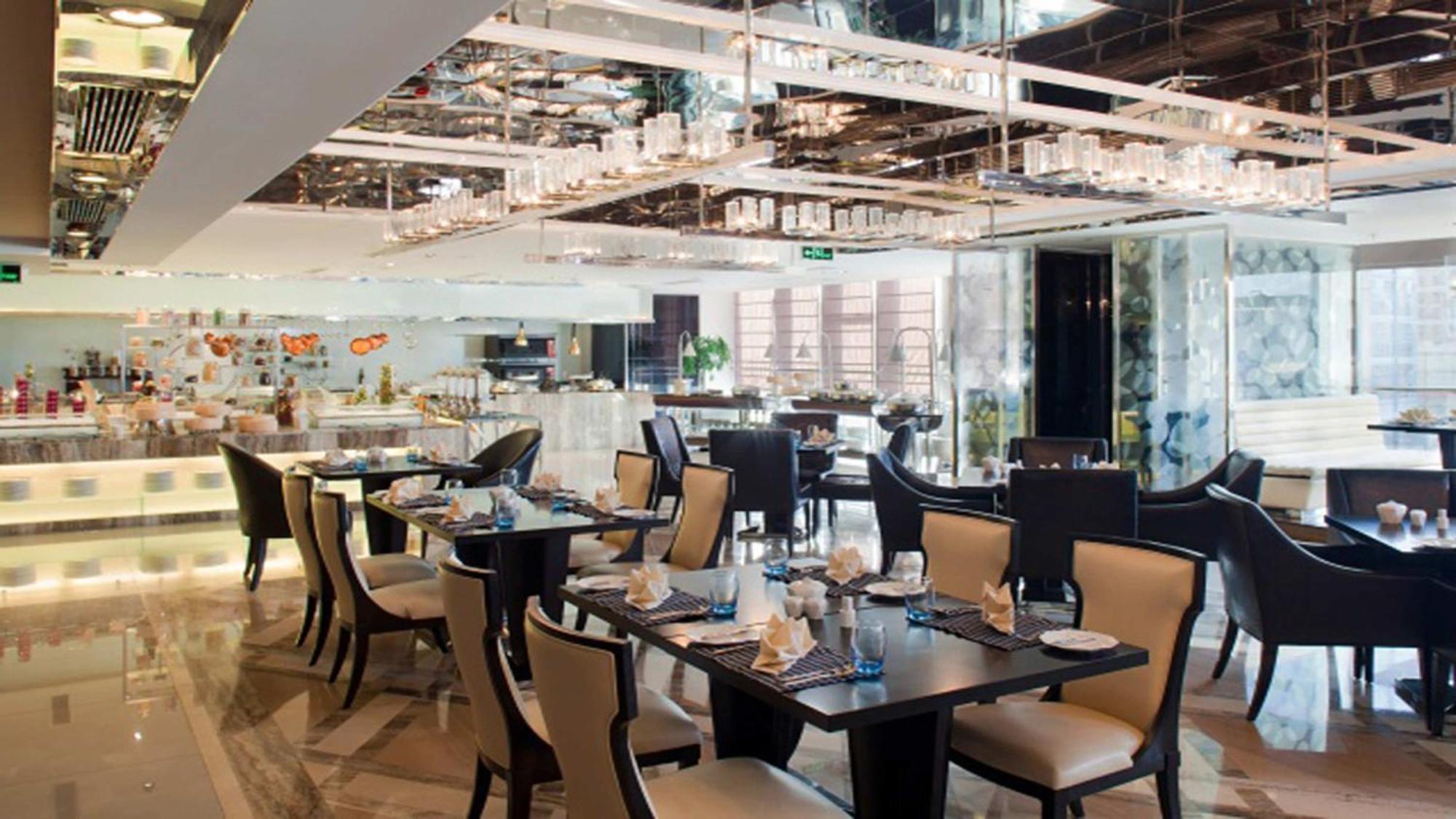 Holiday Inn Beijing Focus Square By Ihg Pequim Exterior foto